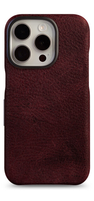 Pull-Up leather in Dark Red – aged