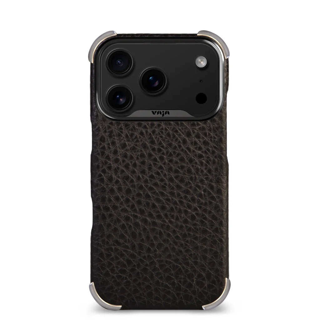 Buckler Grip iPhone 17 Pro leather case with Magsafe - Vaja