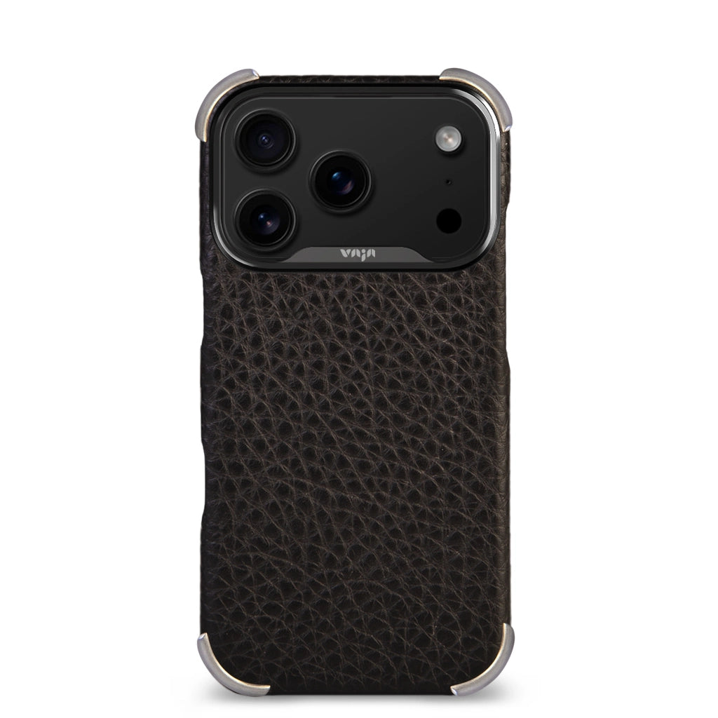 Buckler Grip iPhone 17 Pro leather case with Magsafe