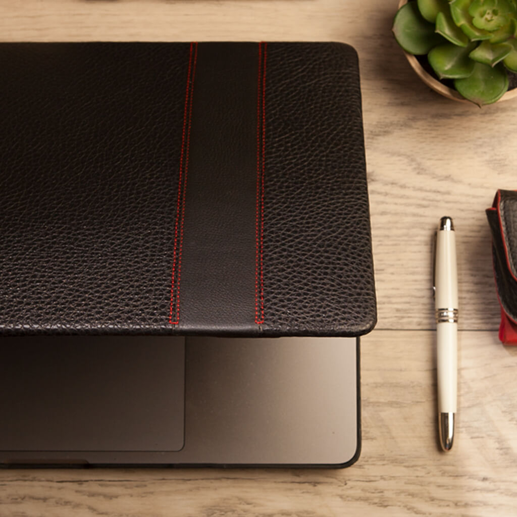 MacBook Pro 16” Leather Suit - Vaja