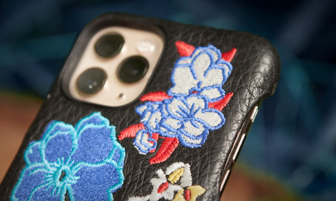 Kimono Grip iPhone 11 Pro Leather Case