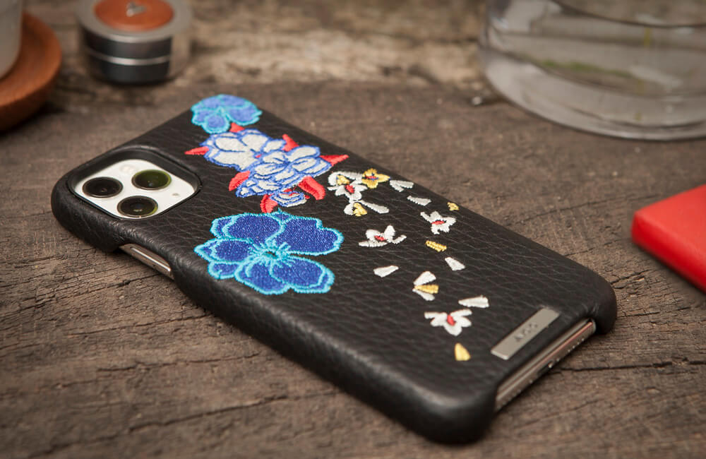 Kimono Grip iPhone 11 Pro Max Leather Case